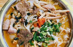 Signature Old Friend Pork Offal Noodles