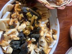 -胡子饮食店