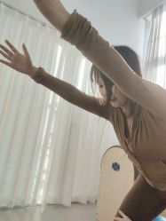 -小黑裙瑜伽·普拉提