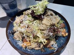 烤肉肠杂菌沙拉-BE BRIGHT KITCHEN(正佳广场店)