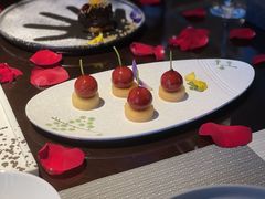 -江上荟·创意中国菜(绿地缤纷城店)