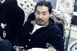 -鬼手纹身小鬼店