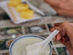 -周大娘牛乳(旧寨古村总店)