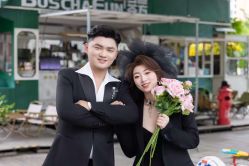 -挪娅婚纱摄影皇家会所