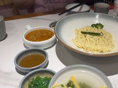 -馋三尺蟹粉小笼(人民广场店)