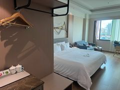 -华海酒店(茂名高铁站店)