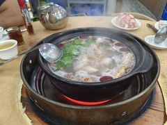 -濠轩阁特色生蚝火锅(水湾路店)