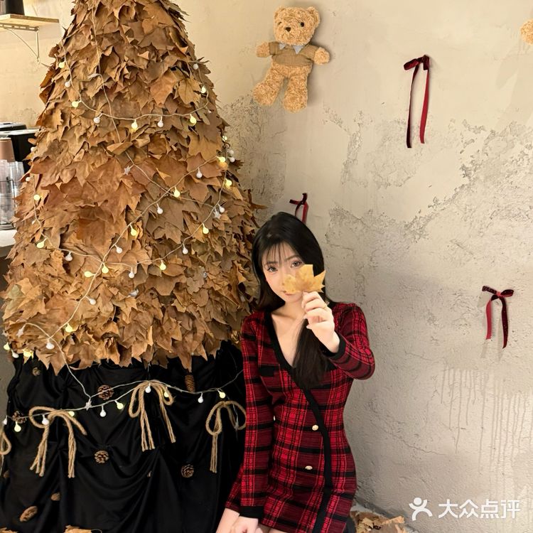 东莞探店｜5G过圣诞🎄这家店枫叶圣诞树太好拍