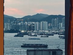 -香港华美达海景酒店