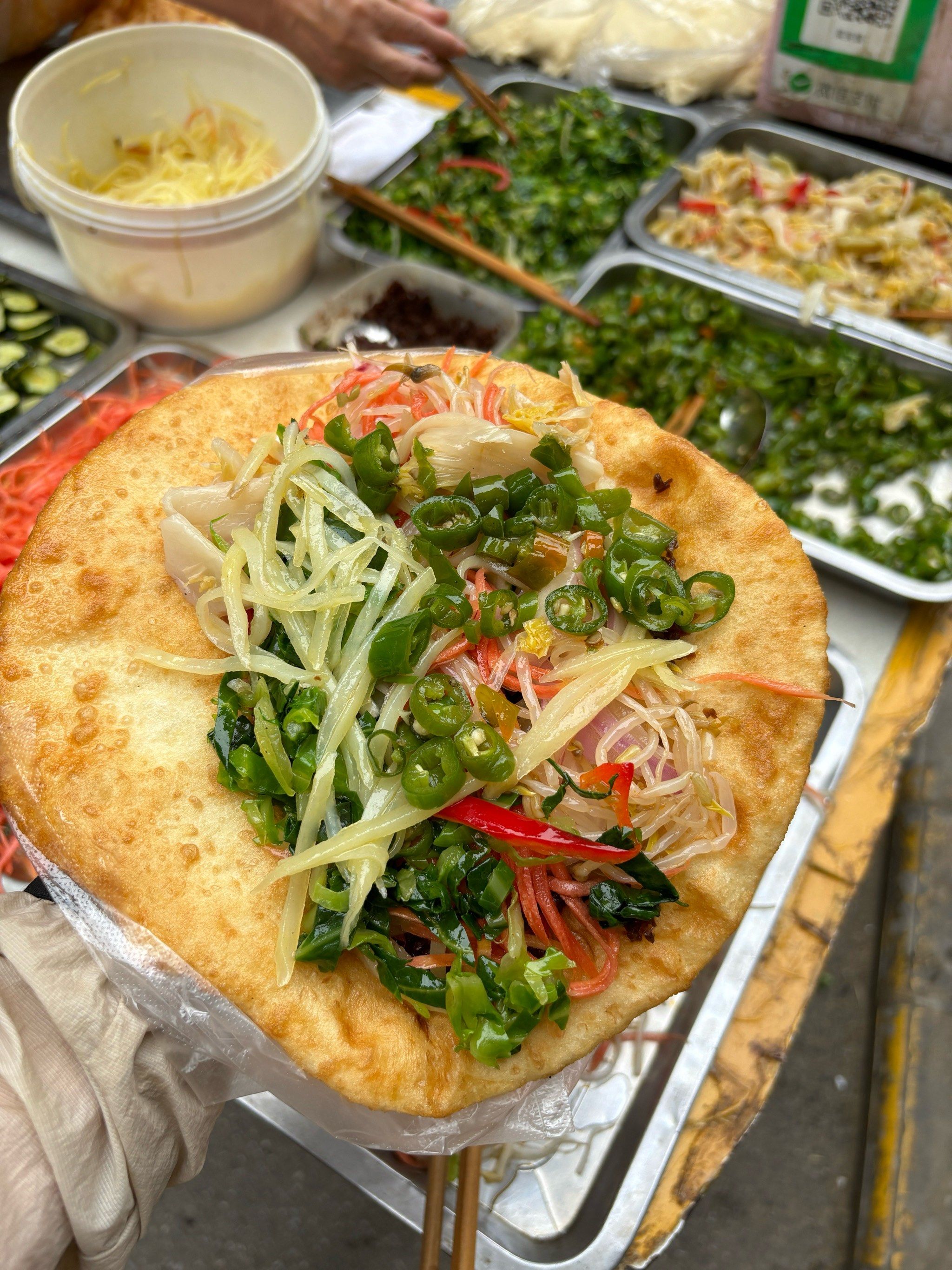 烙馍卷菜 #煎饼果子 #摊煎饼