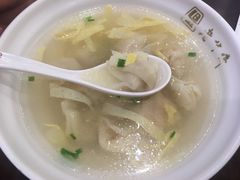 刀鱼小馄饨-老半斋(福州路店)