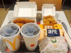 半价金粉桶-麦当劳(哈西万达店)