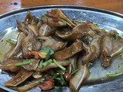-无名牌猪脚店