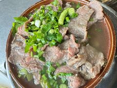 -乐山食古香跷脚牛肉