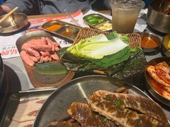 -草家酱蟹炭火烤肉店(珲春南路一店)