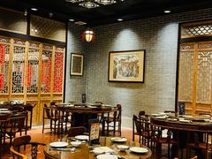 -龙悦湾酒家·八阵鱼生·渔人码头店