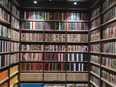 -钟书阁(群光广场店)
