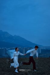 -至臻微拉婚纱摄影