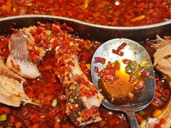 -阿瓦山寨·湘菜现炒·剁椒鱼头王(咸阳总店)