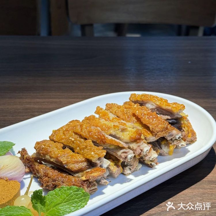 都去望京吃！这酥皮羊排香到爆炸💥