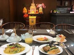 -大佛寺高级素食自助餐厅