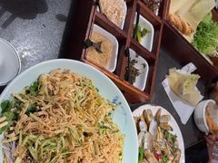 -五谷丰登农家院·地道胶东菜·海鲜烧烤(威海店)