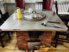 -粘豆包柴火铁锅炖