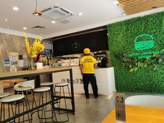 -龙治汉堡(中华城店)