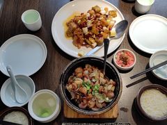 -锦庐道地川菜(来福士店)