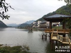 -宝晶宫旅游景区