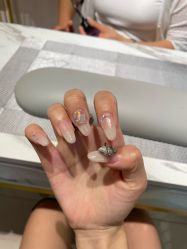 -丽心自助美甲美睫