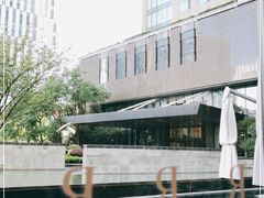 -上海漕河泾万丽酒店