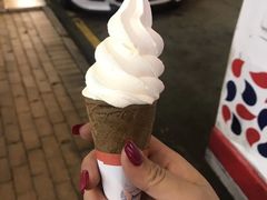 香滑软雪糕-富豪雪糕车流动点(尖沙咀店)