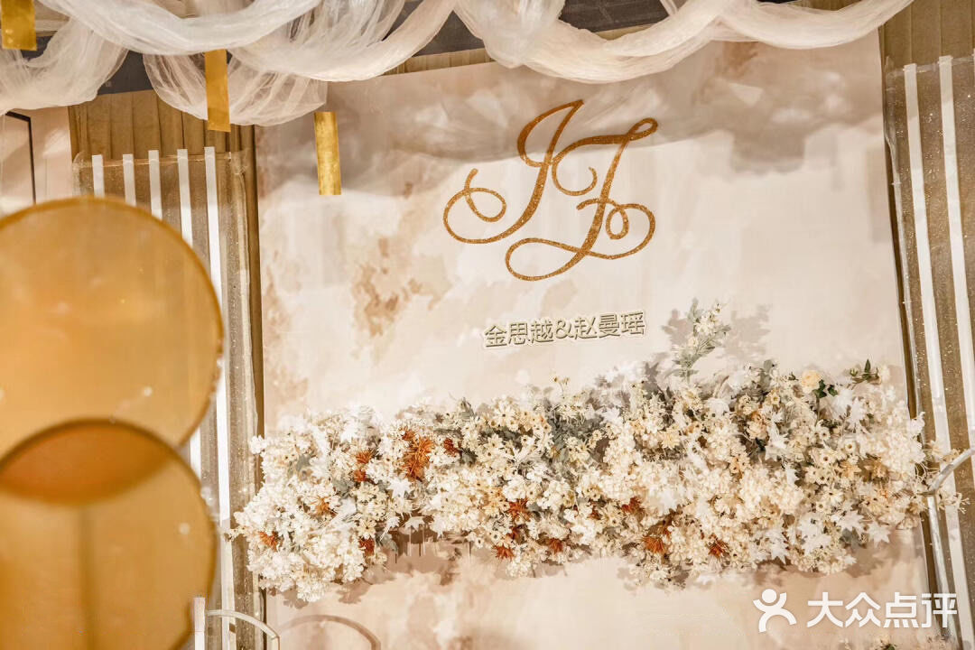 婚礼布置 ｜ 🥂💒浪漫轻奢香槟色婚礼