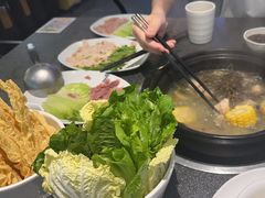 -野迹·石橄榄鸡·烧烤(新洲店)