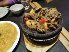 石锅手打牛肉丸-潮堂 · 潮州菜(国贸商城店)