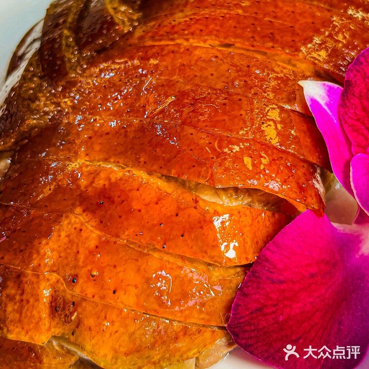 谁懂啊，家人们！！这家🔥爆的片皮鸭