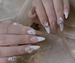 -悦指间美甲美睫