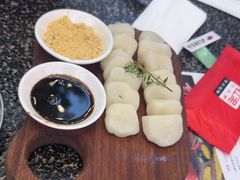 -红泥小火炉·东北泥炉烤肉(天一旗舰店)