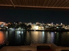 -Lake Shore Hotel & Restaurant