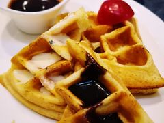 缤纷松饼-燕庭·纯燕窝·甜品下午茶(南京西路店)
