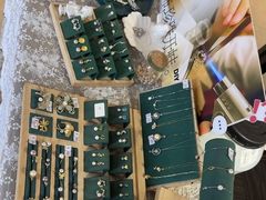 -十八字金·银饰·拼豆·开蚌DIY(魏公芳华里店)