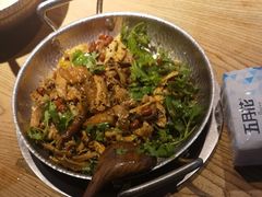 手撕扁担鸡-吃饭皇帝大土家民族菜(正大广场店)