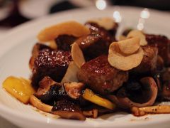 烧汁金菇牛柳粒-三号黄浦会Canton Table