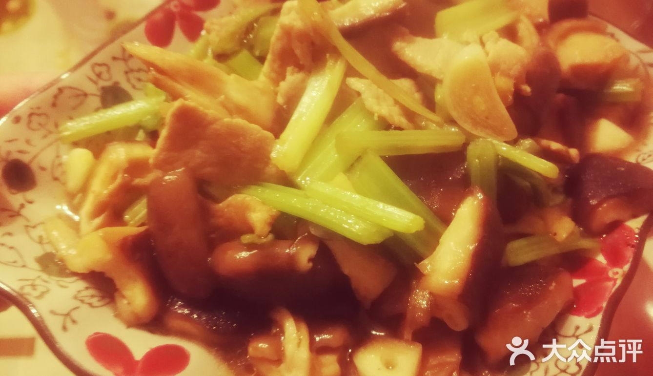 过年大鱼大肉来个清淡小炒吧