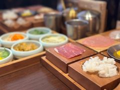 -银米·云南传统过桥米线(双廊黑金冠店)