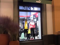 -PUMA品牌自营折扣店(苏州比斯特购物村店)