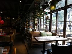 -胡桃里音乐酒馆(郴州友阿国际广场店)