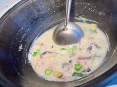 -陈大锅·岳阳鱼馆·地道岳阳菜(美食街店)