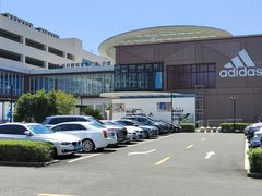 -宁波杉井奥特莱斯广场